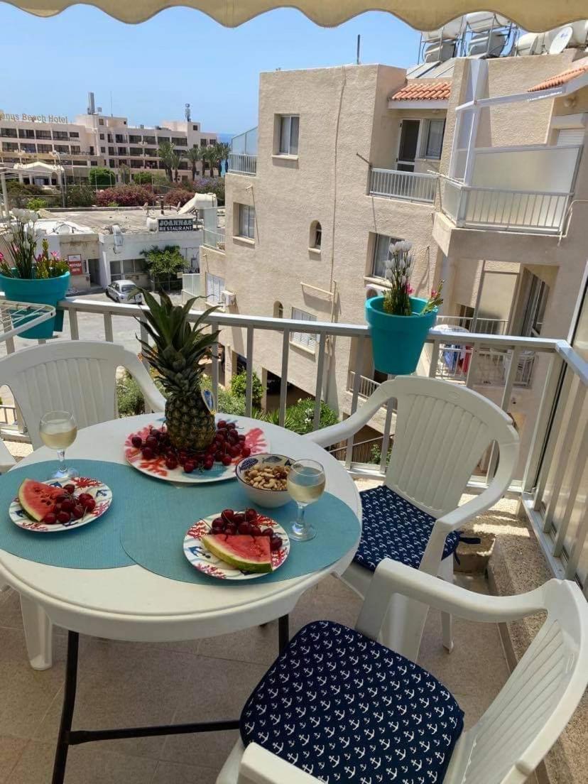 Modern Apartment In Pafos Near The Sea Eksteriør bilde